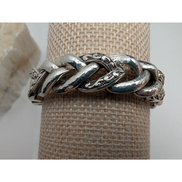 Brighton Silver Tone Interlocking Curb Chain Bracelet Hammered Engraved Box - Picture 3 of 12